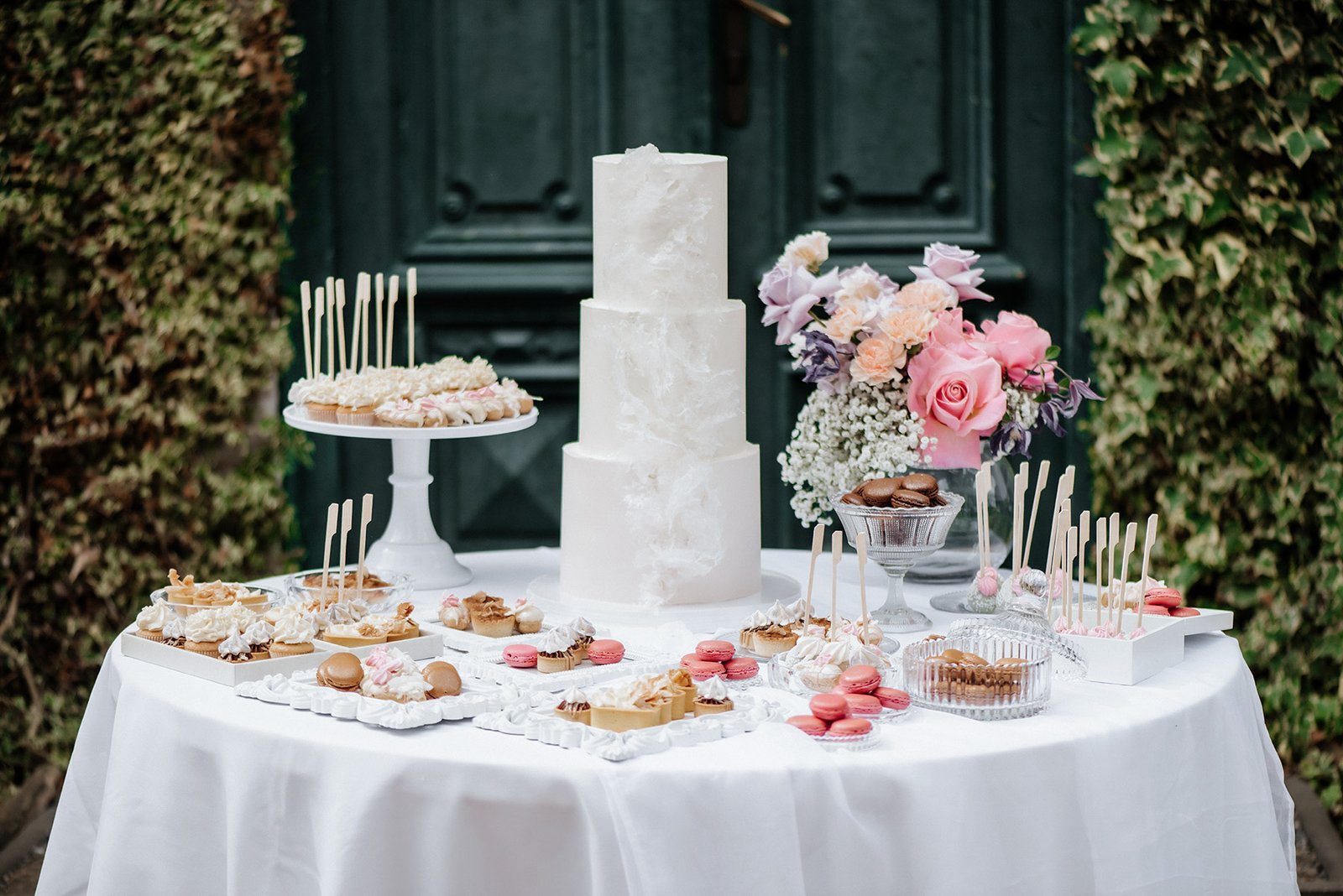 Eleganckie obrusy ślubne