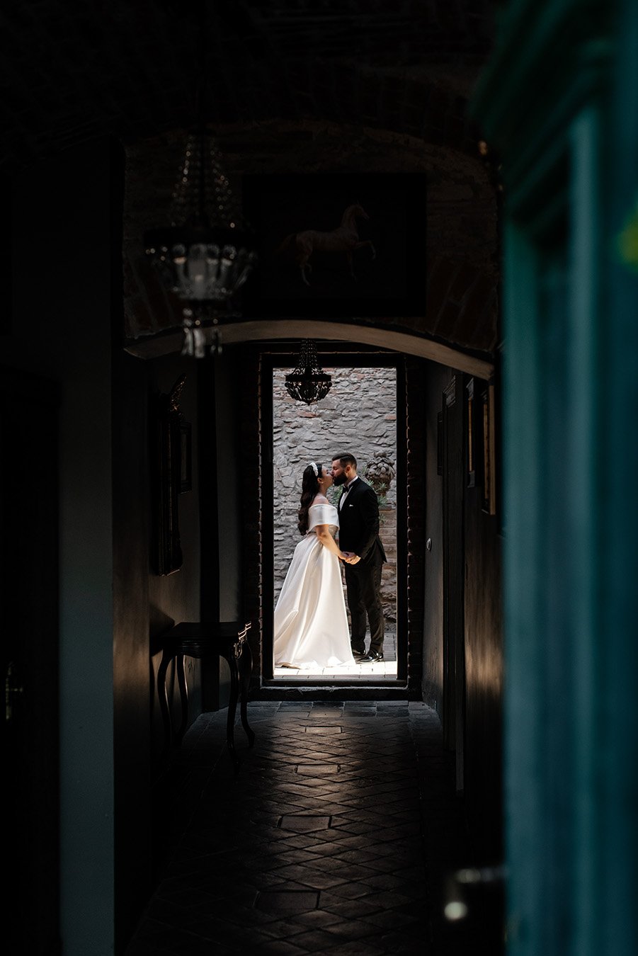 Kristina i David w złotych barwach wieczoru